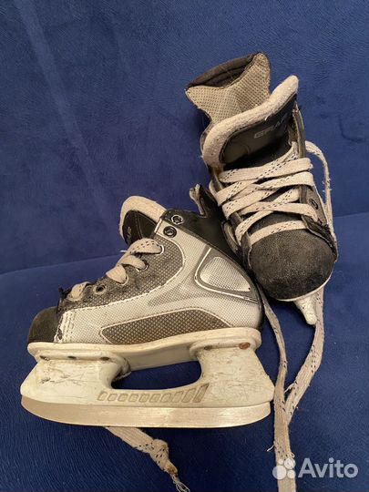 Коньки хоккейные детские 28 размер