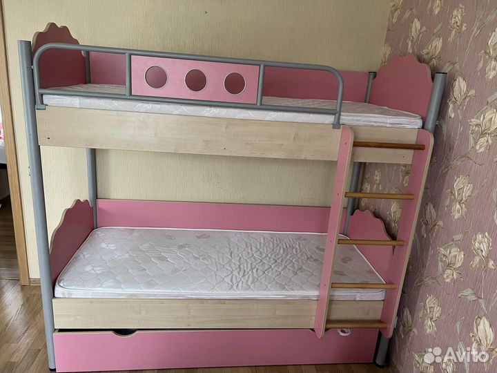 Двухъярусная кровать бу