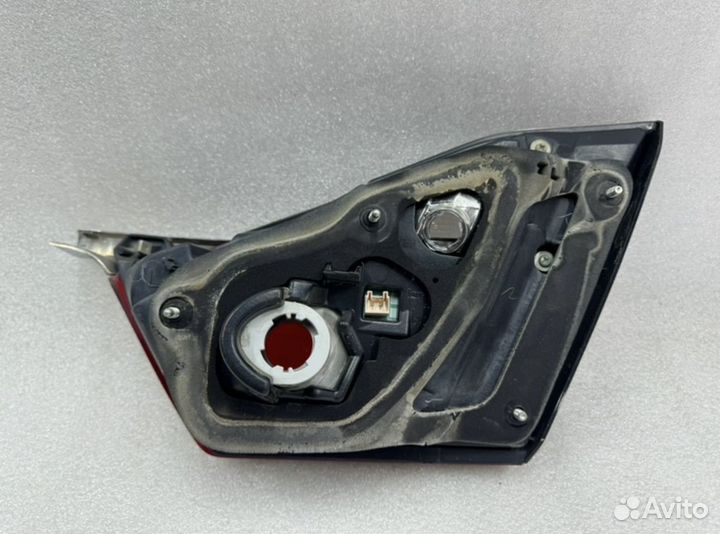 Фонарь задний левый toyota camry 55
