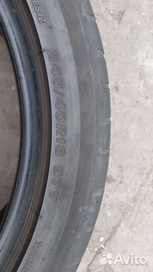 Bridgestone Potenza S001 245/40 R18