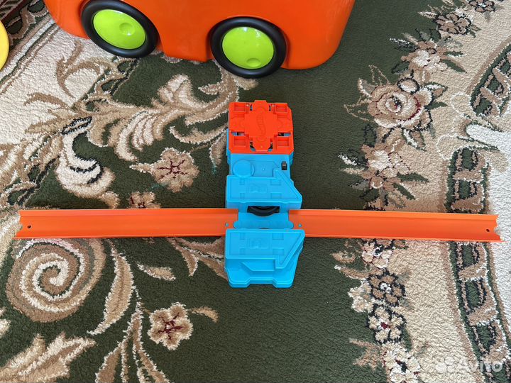 Набор игровой Hot Wheels трасс Ускоритель