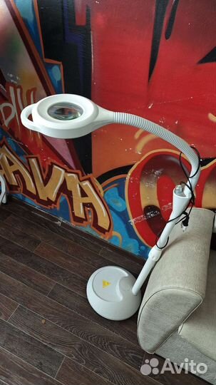 Лампа лупа напольная