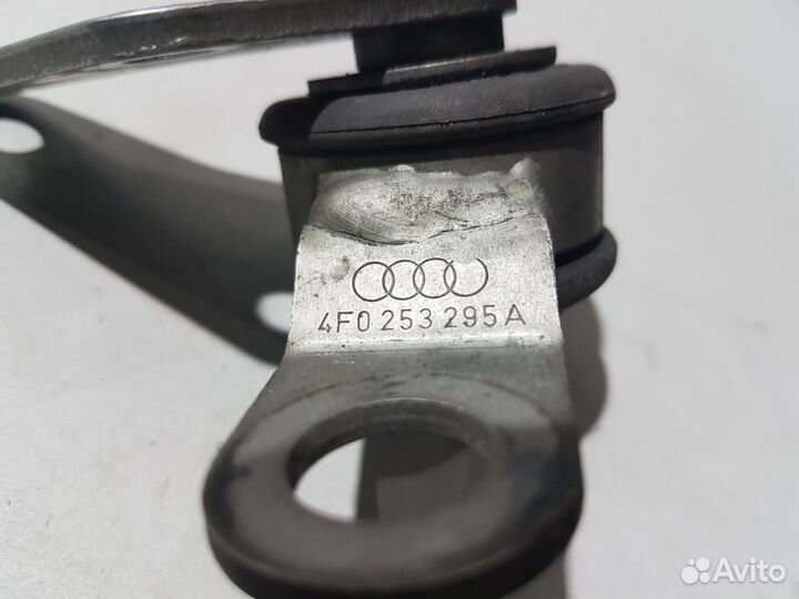 Кронштейн глушителя ауди а8 audi a8