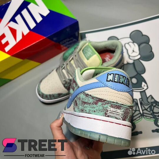 Nike SB Dunk Low Crenshaw