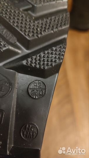 Резиновые сапоги с металлическим носом