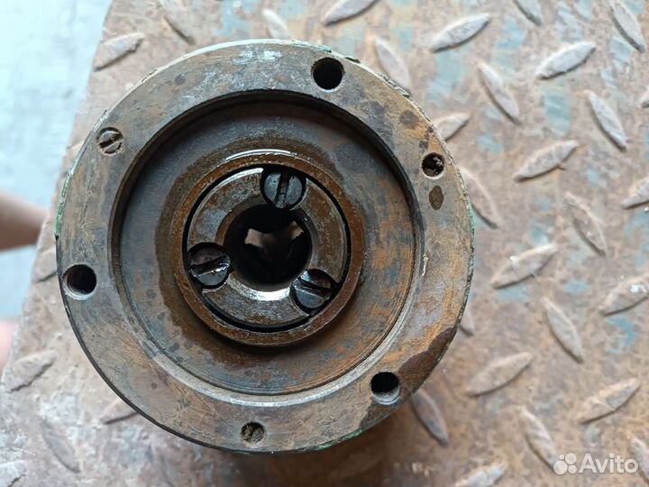 Токарный патрон 100мм