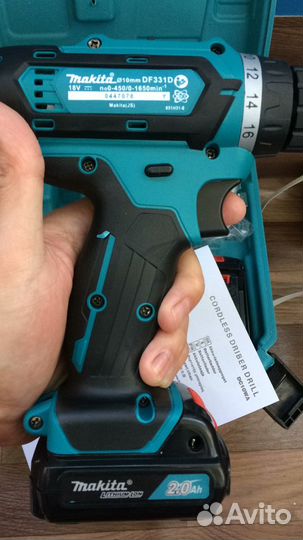 Шуруповерт Makita 18v