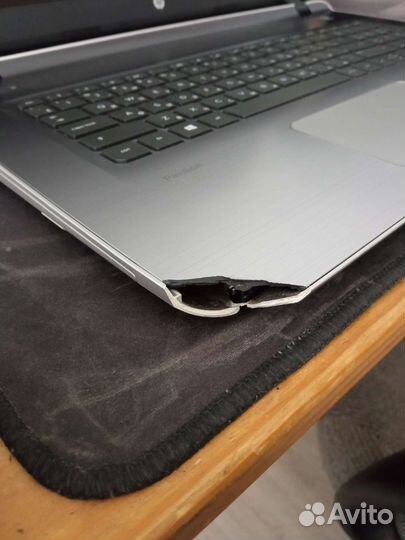 HP Pavilion i7-6500U/GF 940MX/12 RAM/SSD 128GB