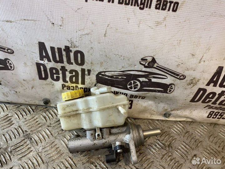 Главный тормозной цилиндр Volkswagen Polo 2013