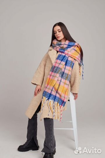 Женский теплый палантин