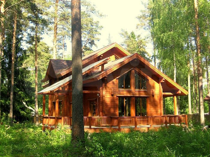 Коттедж 250 м² на участке 24 сот.