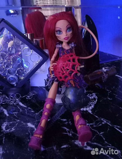 Кукла монстр хай торалей