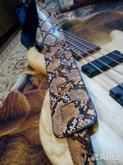 Бас гитара Cort-4st