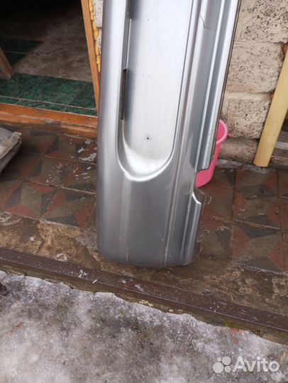 Продаю бампер ваз 2110