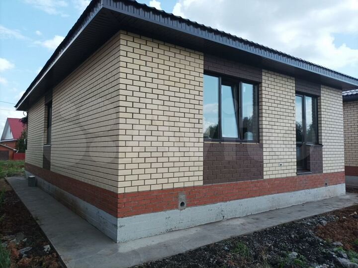 Дом 92 м² на участке 8 сот.