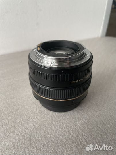 Объектив canon 50mm 1.4