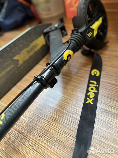 Самокат взрослый Ridex Trigger 200 (почти новый)