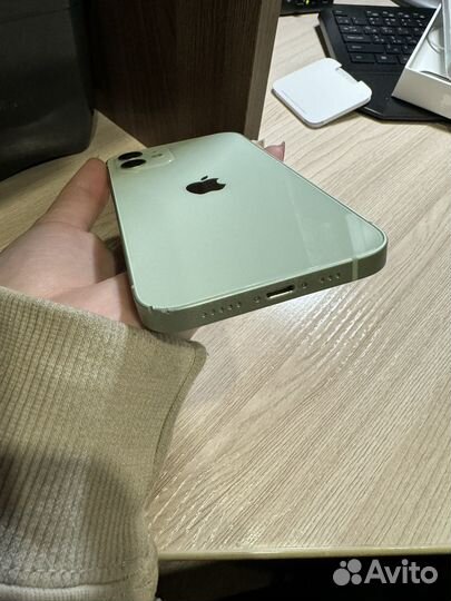 iPhone 12, 128 ГБ