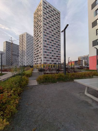 2-к. квартира, 52 м², 13/24 эт.