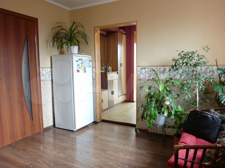 Комната 13 м² в 2-к., 1/1 эт.