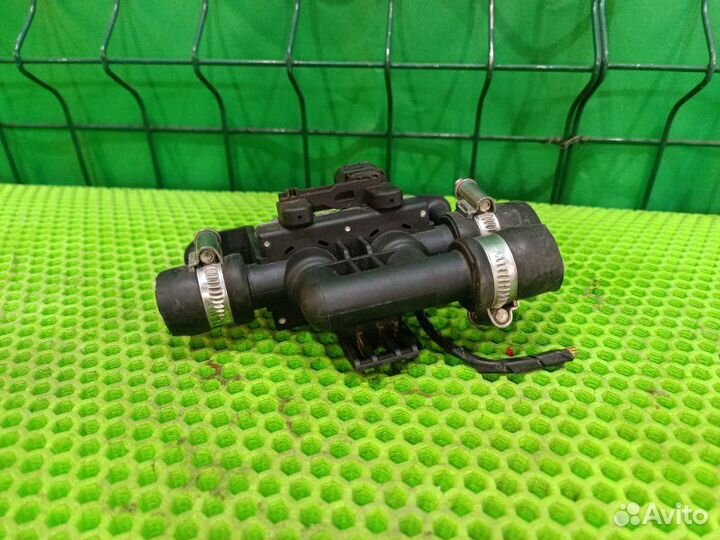 Кран отопителя Bmw X5 E70 N55B30 2011