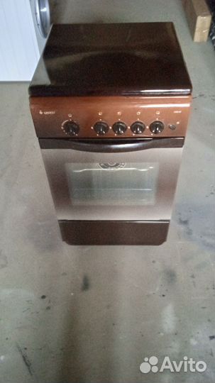 Газовая плита гефест бу 60 см. четыре комфорки
