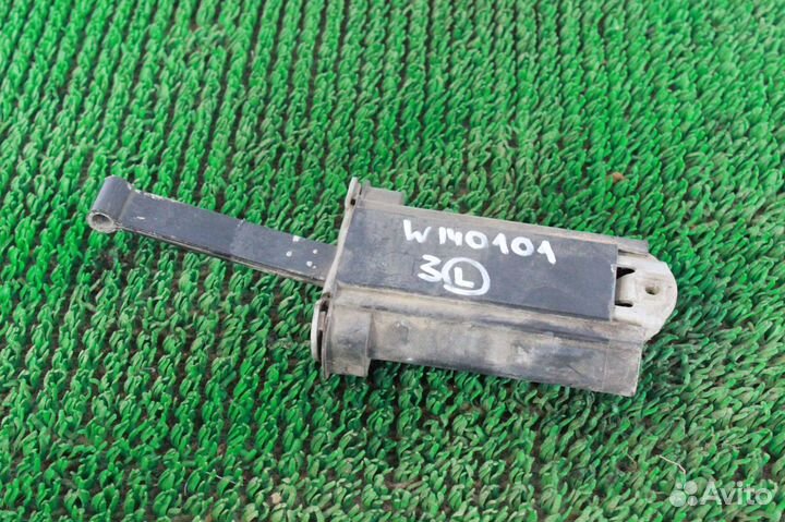 Задний левый фиксатор двери Mercedes S-Class W140