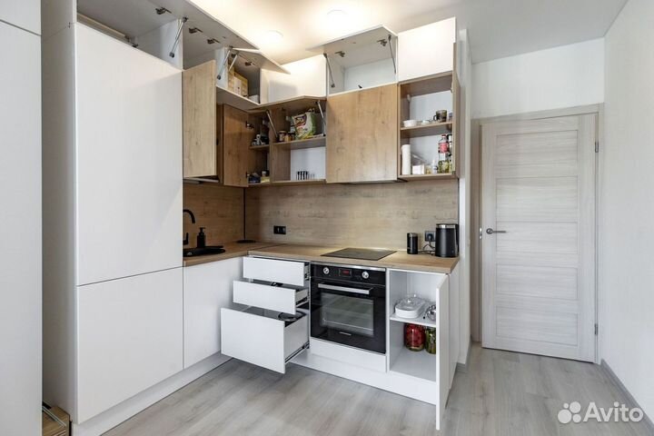 Угловая кухня. Кухонный гарнитур на заказ