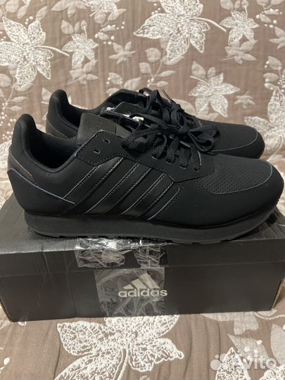 Кроссовки adidas 8 k