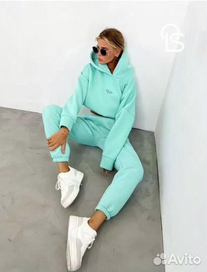 Спортивный костюм