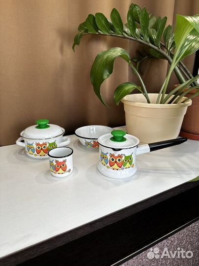 Набор эмалированной посуды