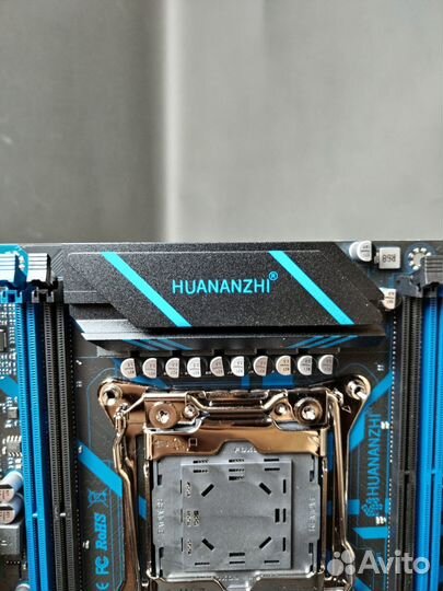 Материнская плата сокет 2011 X99 huananzhi