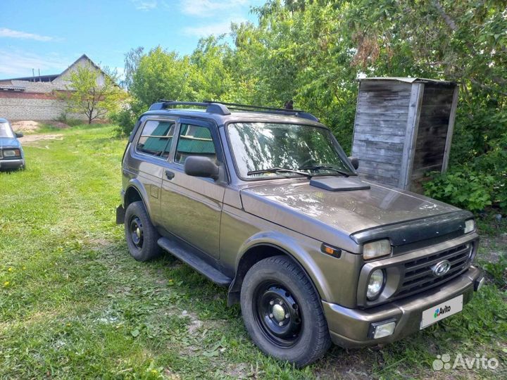 LADA 4x4 (Нива) 1.7 МТ, 2015, 161 000 км