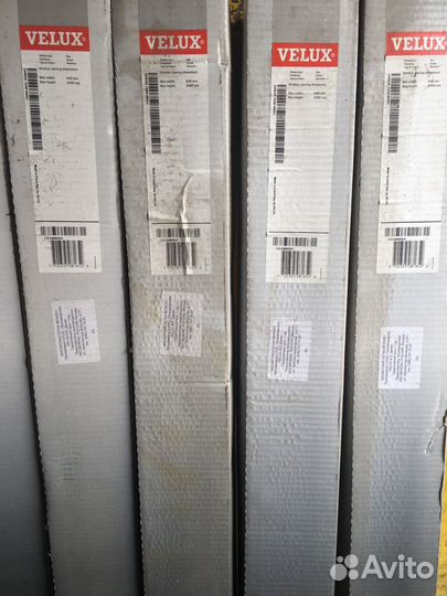 Жалюзи, москитные сетки к окнам velux