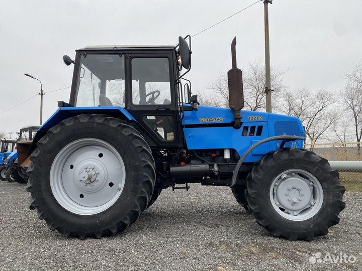 Трактор МТЗ (Беларус) 1221.3, 2016
