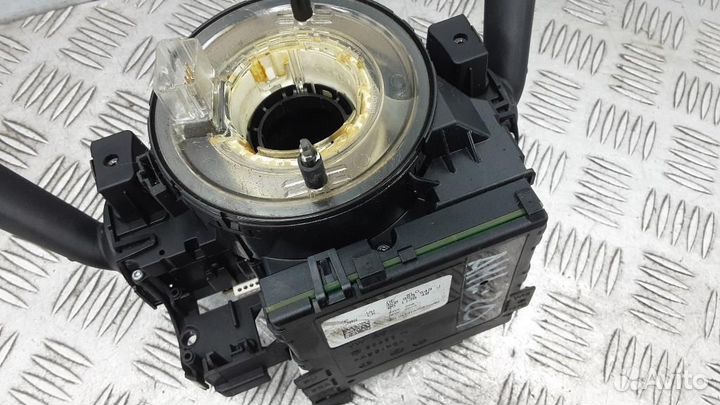 Переключатель поворотов подрулевой Volkswagen Pass