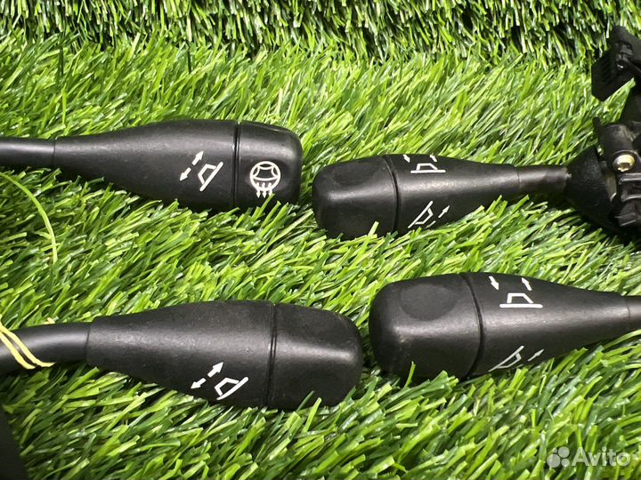 Рычаг регулировки руля на Mersedes