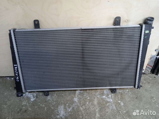 Радиатор двигателя Вольво С40 В40