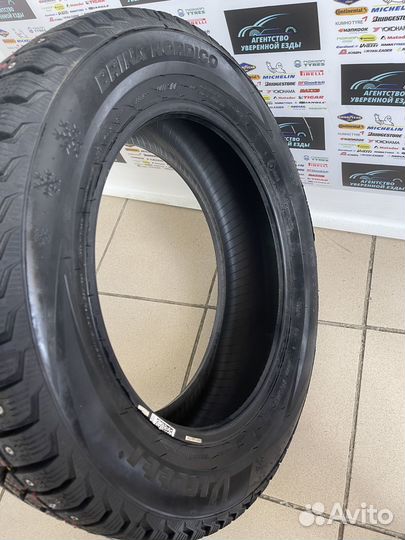 Viatti Brina Nordico V-522 215/55 R17 95T