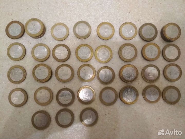 Монеты 10 р. биметалл