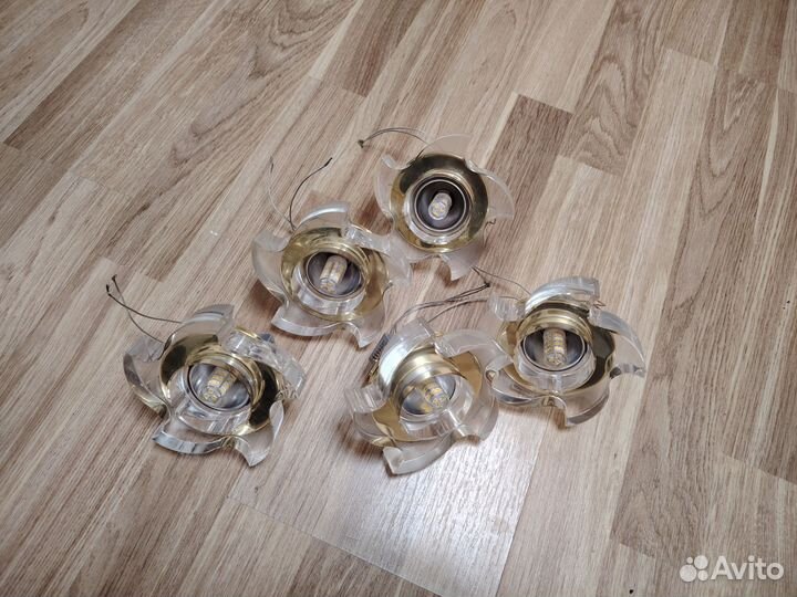 Светильник потолочный встраиваемый