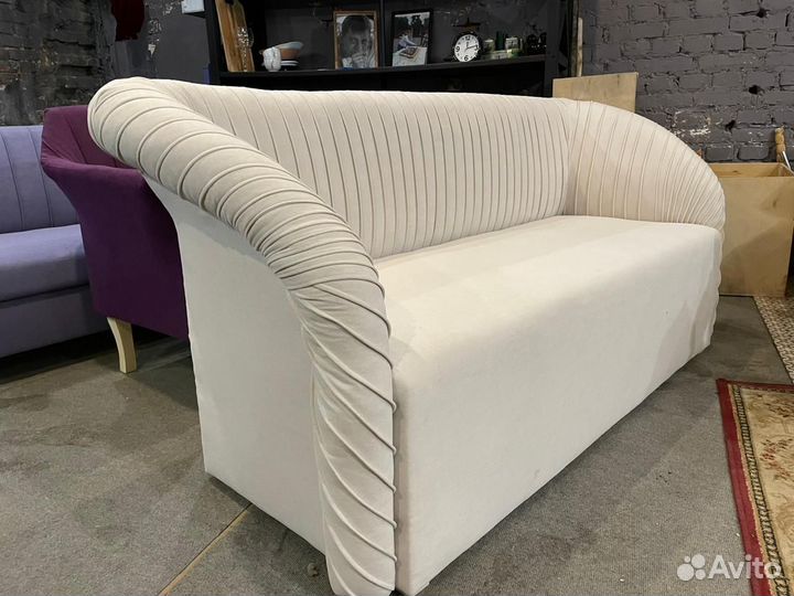 Диван для кафе Доставка из Москвы