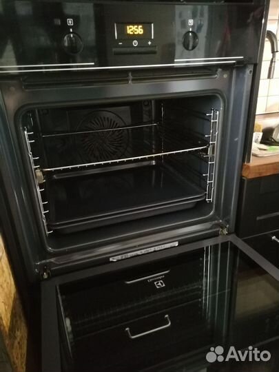 Духовой шкаф electrolux