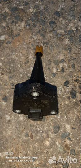 Датчик уровня масла 1J0907660C