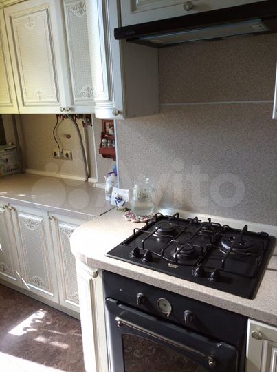 2-к. квартира, 52 м², 2/3 эт.