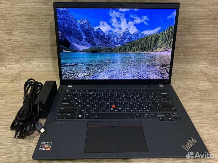 ThinkPad P14s Gen 4 HDR Ryzen 7 Pro 7840U 64GB/1TB