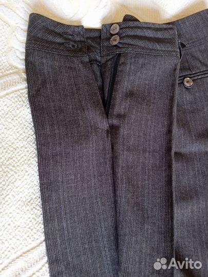 Брюки серые женские классические