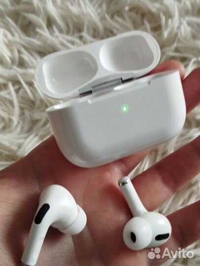 Беспроводные наушники apple airpods