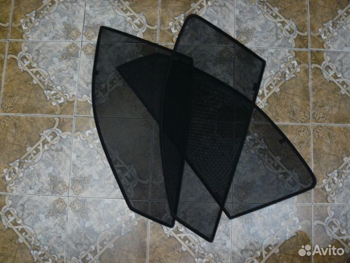 Каркасные шторки Nissan Tiida 2004 - 2012 магниты