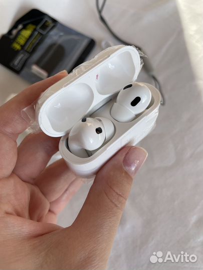 Беспроводные наушники apple airpods